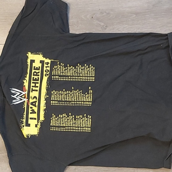 WWE tee - Picture 3 of 4